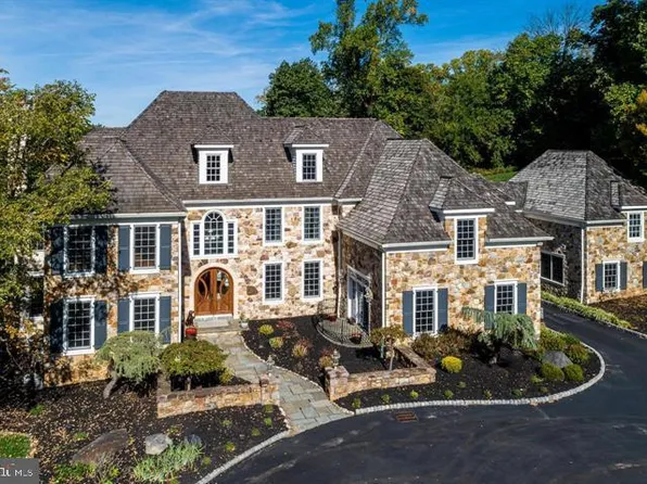 1300 Valley Rd, Villanova, PA 19085