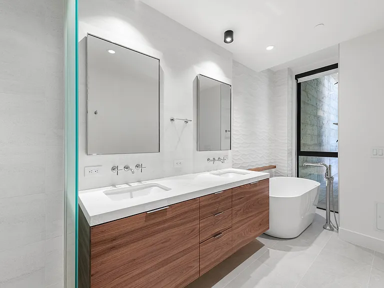 660 Carolina St — Photo 27