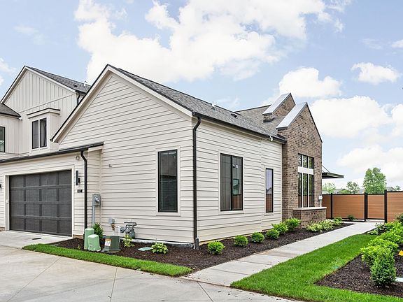 2nd image of 1677 Solebar Way