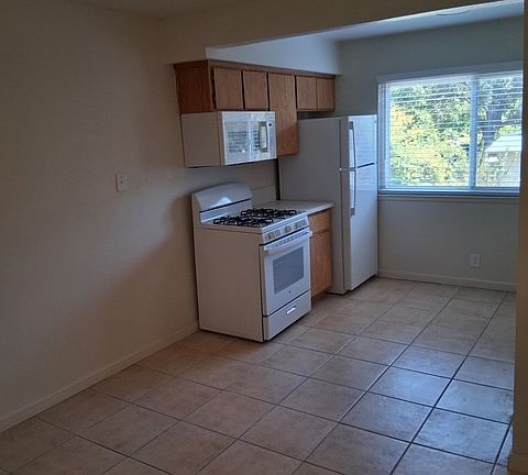 2nd image of 3314 Mensch Ct APT D