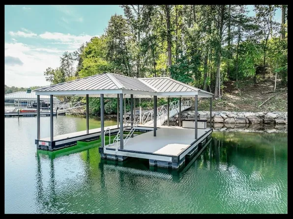 256 Coveside Ln, Six Mile, SC 29682
