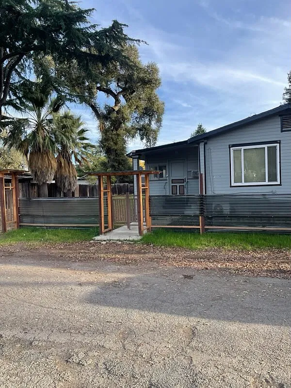 4th St, Clearlake Oaks — Photo 2