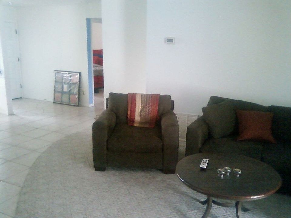 2nd image of 3471 Overland Dr