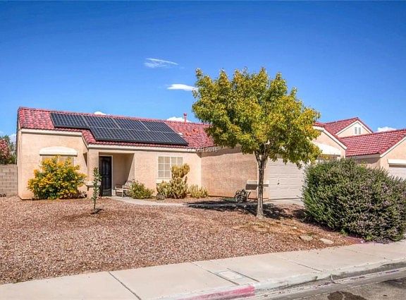 3rd image of 2610 Sweet Leilani Ave