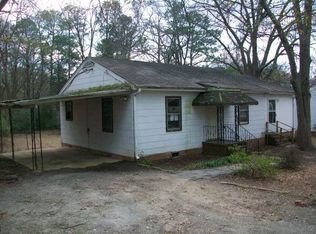 217 Martin Luther King Jr Dr, Winder, GA 30680