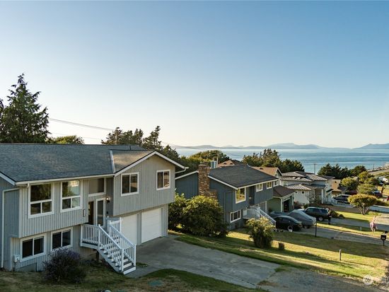 2333 Happy Lane, Oak Harbor, WA 98277