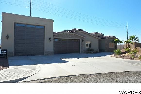1st image of 2530 Sweetwater Ln