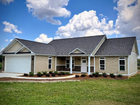 1520 Upper Hawthorne Trl, Cairo, GA 39828