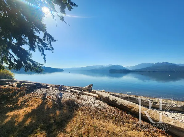 9051 Sunset Ln NW, Seabeck, WA 98380