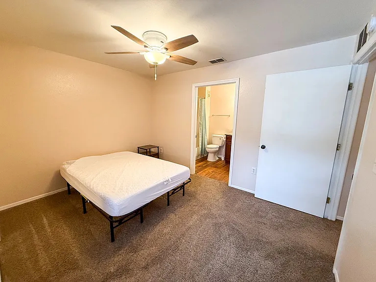 3705 SW 27th St #924 — Photo 16