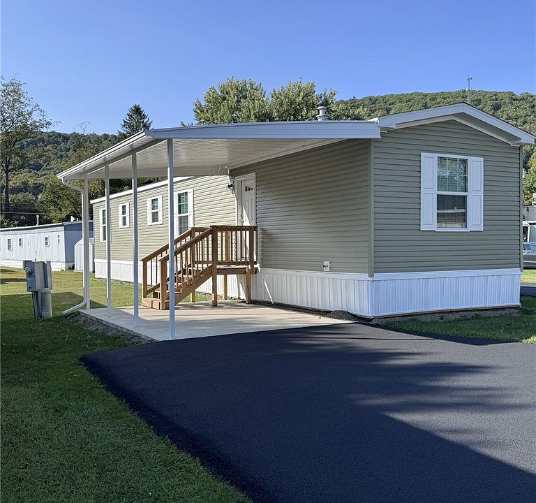 1st image of 314 Emerald Isle