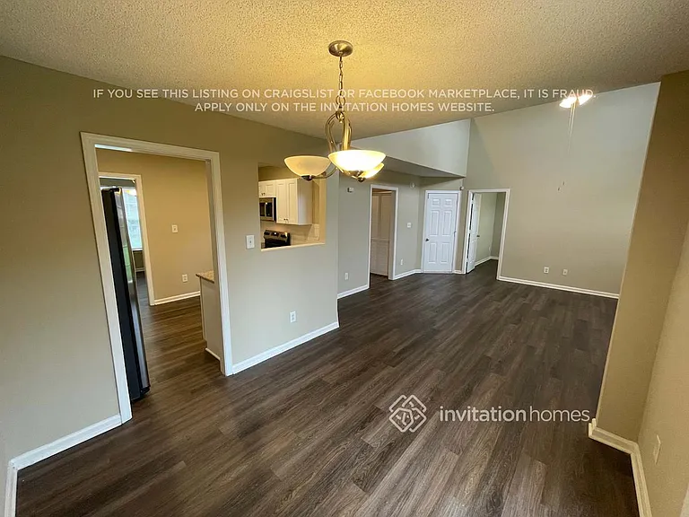 171 Golding Dr — Photo 9