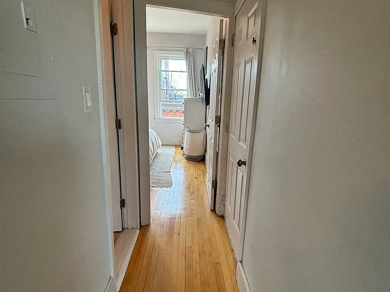 34 Grove St #9 — Photo 8