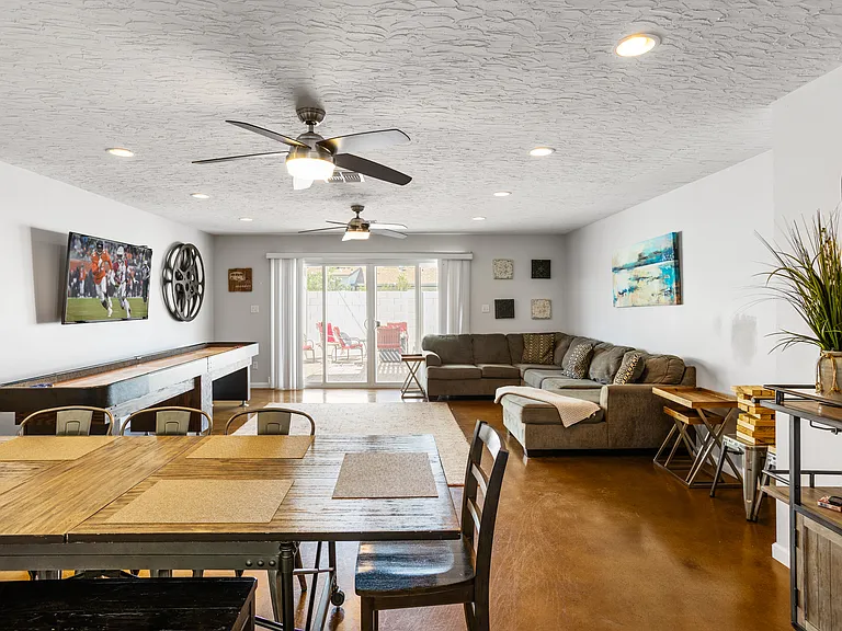 7702 E Verde Ln — Photo 35