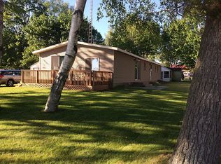 1684 N Shore Dr, Mears, MI 49436
