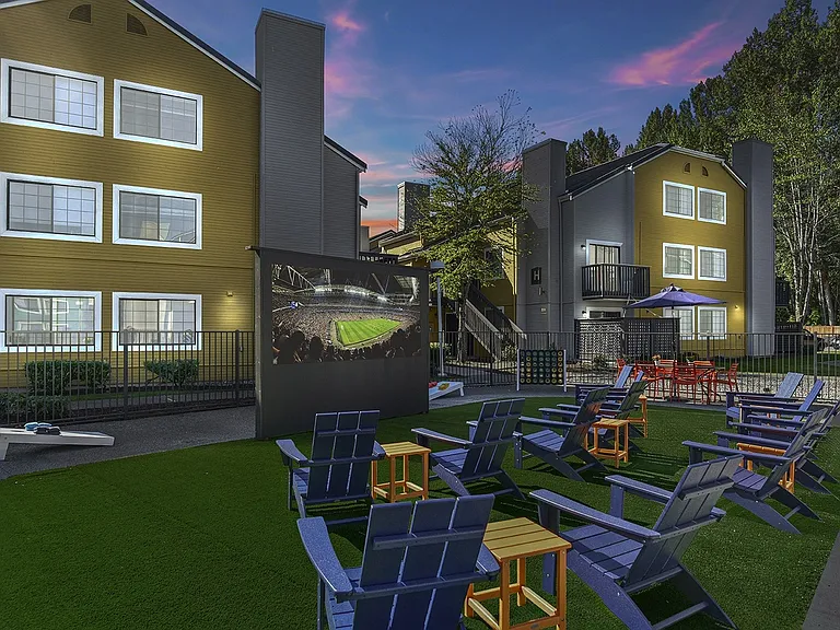 Astral Apartments — Photo 18
