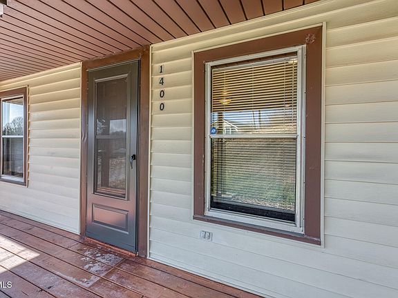 3rd image of 1400 Jayne Rd