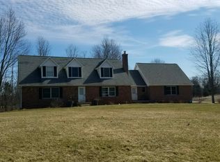 7667 Poplar Dr, Dexter, MI 48130