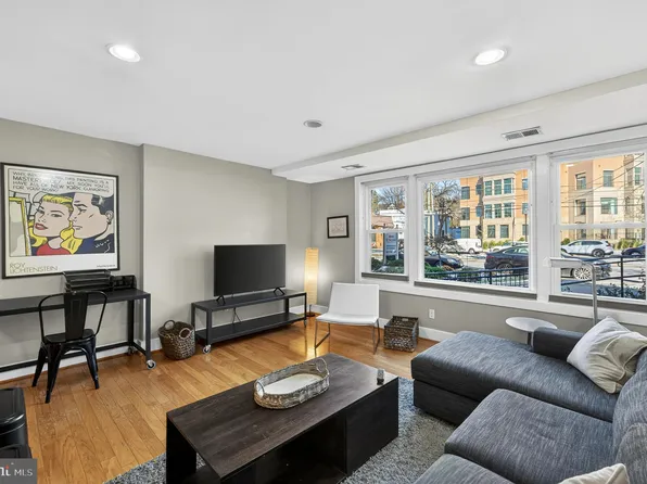 4840 Macarthur Blvd NW, Washington, DC