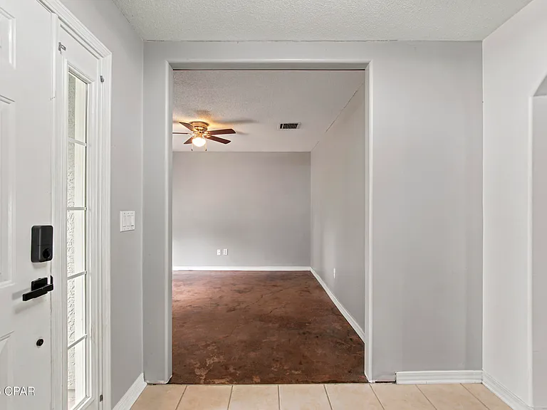 211 Biltmore Pl — Photo 27