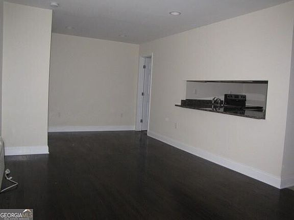 2nd image of 805 Piedmont Ave NE #4
