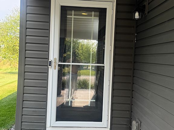 2nd image of 12188 Hupp St NE