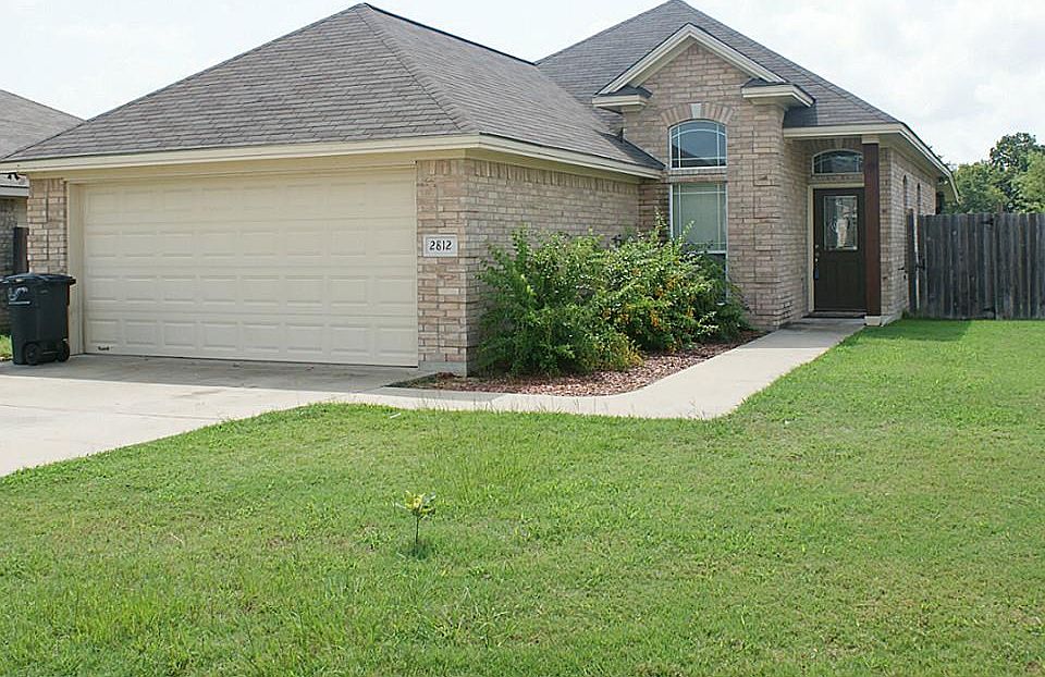 1st image of 2812 Horseback Dr