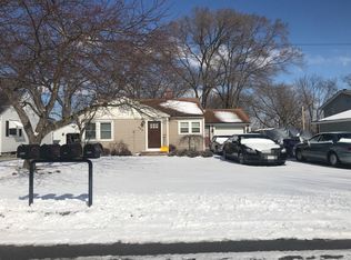 665 E 10th St, Holland, MI 49423