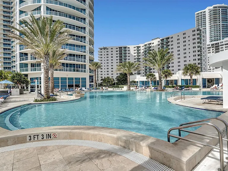 3101 S Ocean Dr #2005 — Photo 40