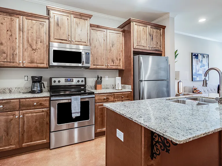 111 Ella St #111 — Photo 4