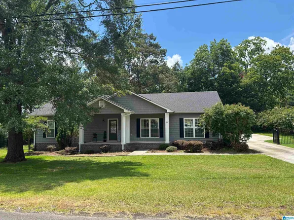 307 1st St N, Oneonta, AL 35121