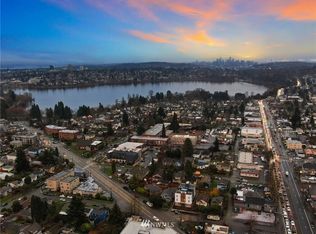 1123 N 82nd St, Seattle, WA 98103