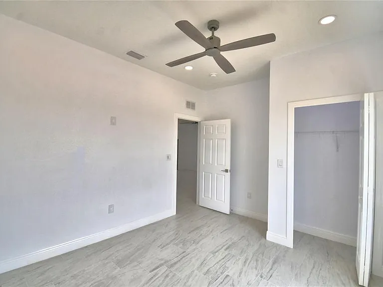 7951 Sarasota Dr #B — Photo 9