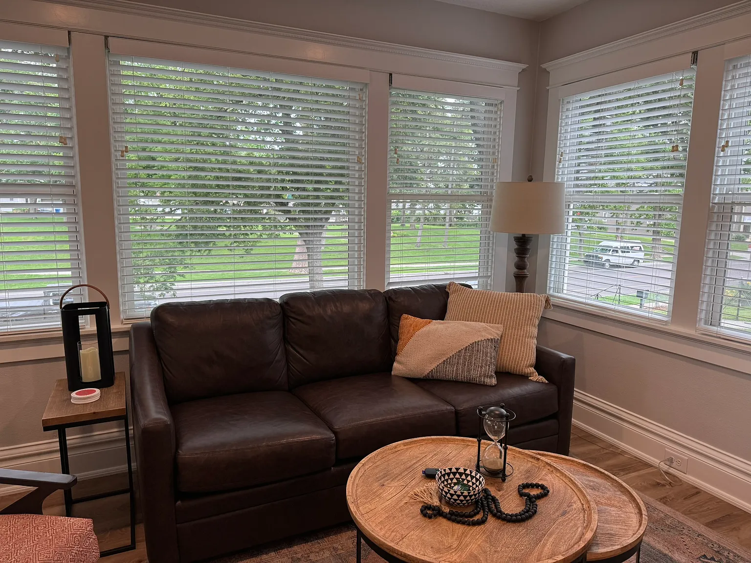 2 bed, 1100 sqft, $1,525 — Photo 2
