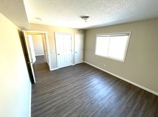 1040 9th St #6, Des Moines, IA 50314