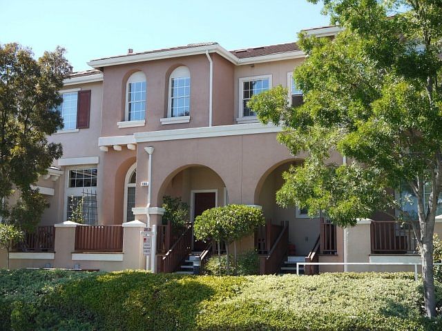 1st image of 106 Sydney Ln
