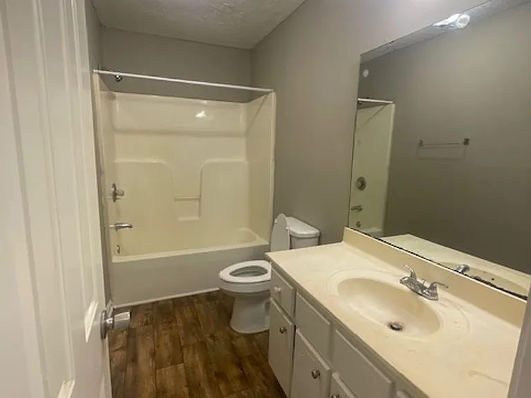 110 Money St — Photo 5
