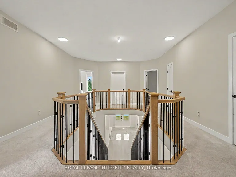 660 Miikana Rd — Photo 23