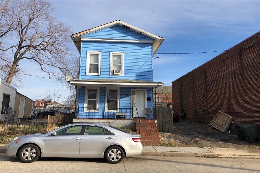 1st image of 1017 44th St NE