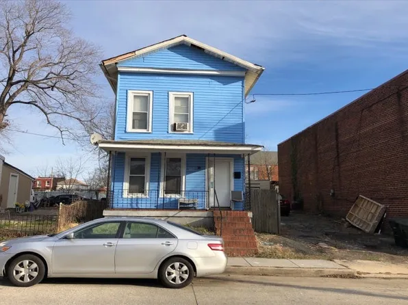 1017 44th St NE, Washington, DC 20019