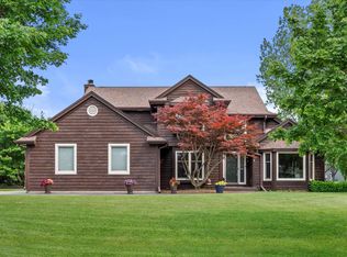 3562 W Jerelin Dr, Franklin, WI 53132