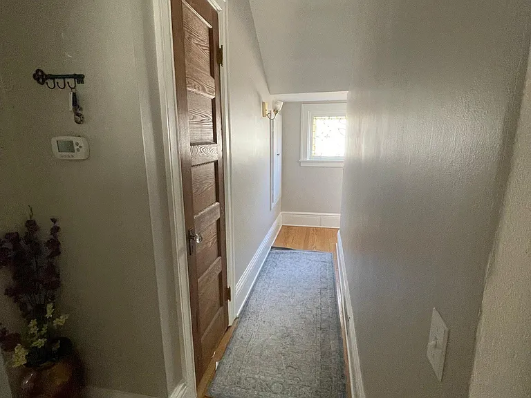 43 Beverly St #1 — Photo 14