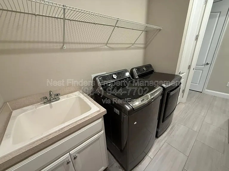 104 Silver Reef Ln — Photo 31