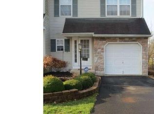 50 Country Rd, Perkasie, PA 18944