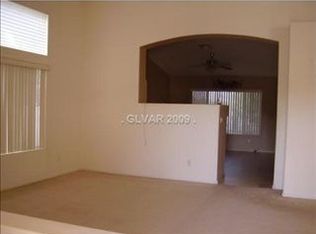 6236 Shadow Oak Dr, North Las Vegas, NV 89031