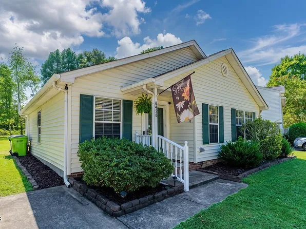 8428 Longfield Dr, Raleigh, NC 27616