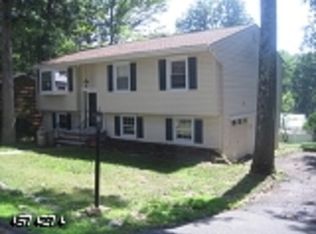 111 Marne Rd, Hopatcong, NJ 07843