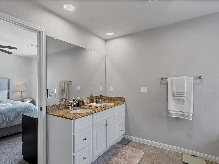 10226 Relic Oaks — Photo 19