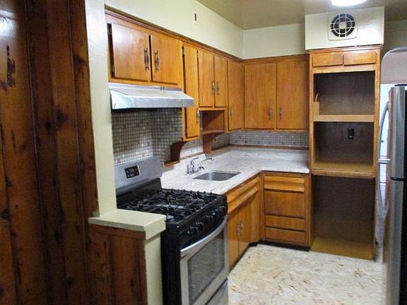 4th image of 1146 E 85th St Floor 2
