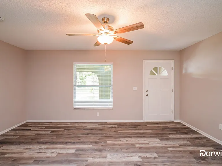 101 Burgos Rd — Photo 6